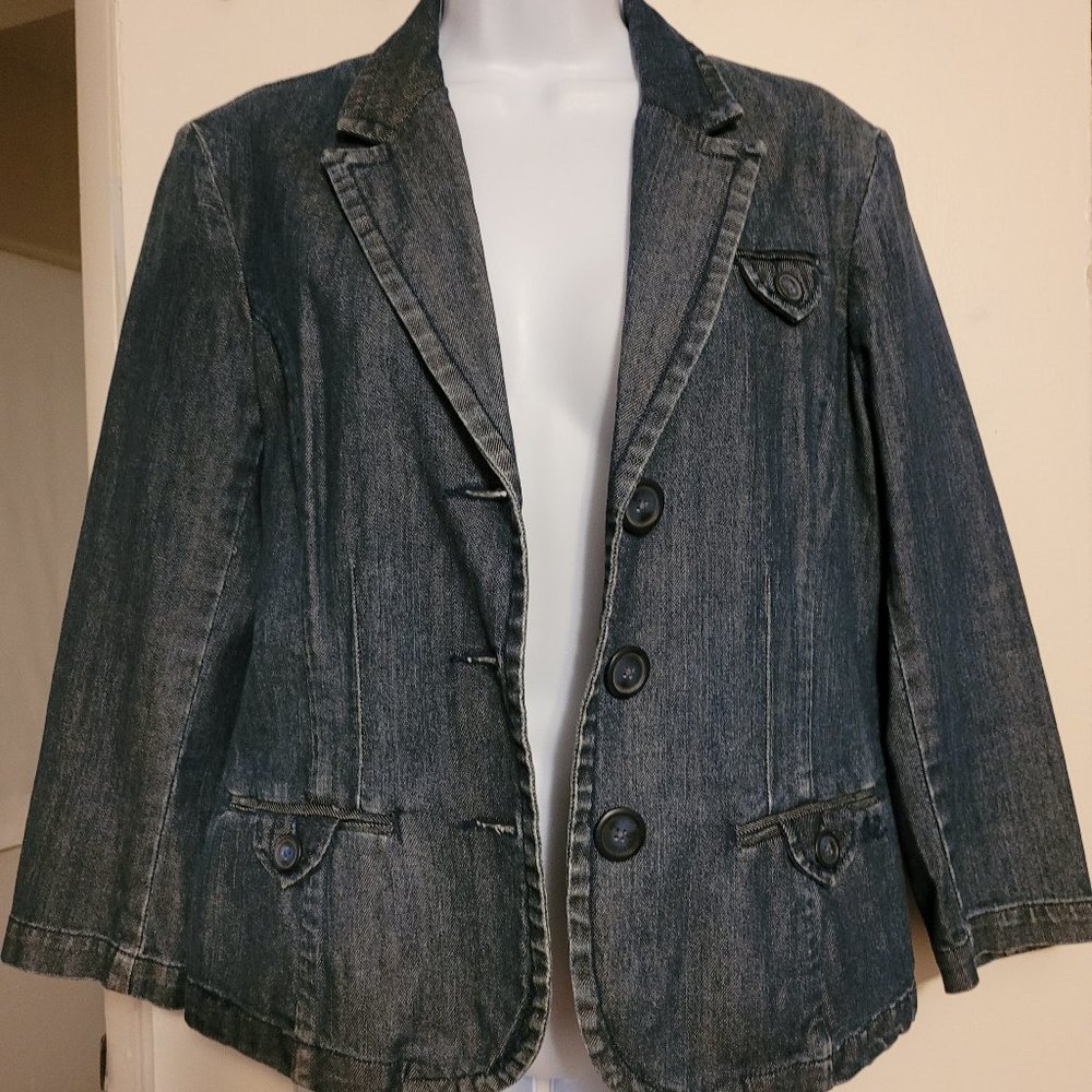 American Eagle Outfitters